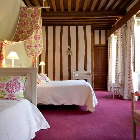 Hotel Hob Montespan Talleyrand Bourbon-lʼArchambault