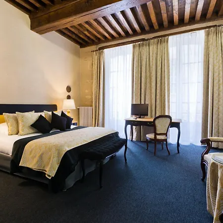 Hob Montespan Talleyrand Hotel Bourbon-lʼArchambault