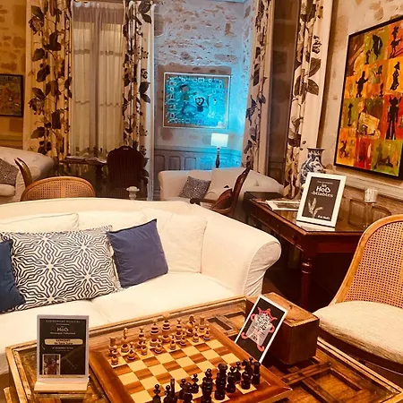 Hotel Hob Montespan Talleyrand Bourbon-lʼArchambault